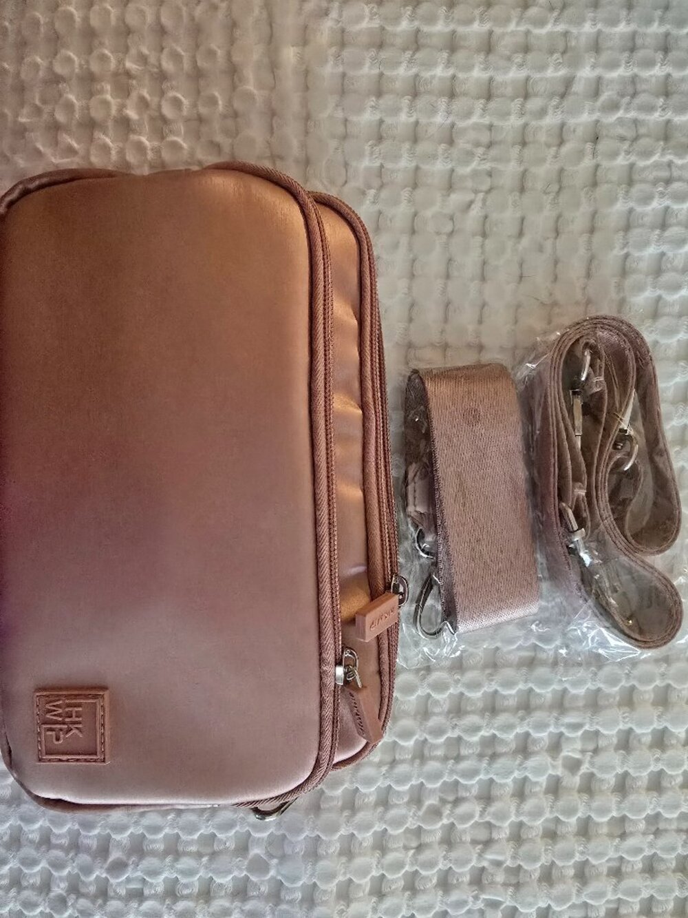 IHKWIP The RFID Daily Crossbody with Removable Wristlet